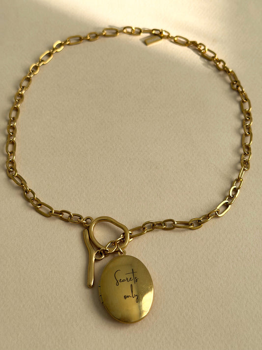 Collier médaillon ouvrant