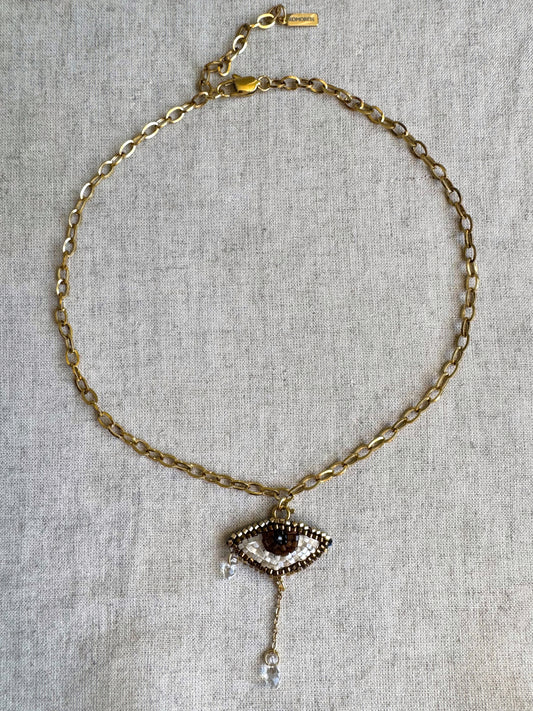 Collier pendentif oeil brodé