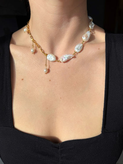 Euphoria II pearl necklace