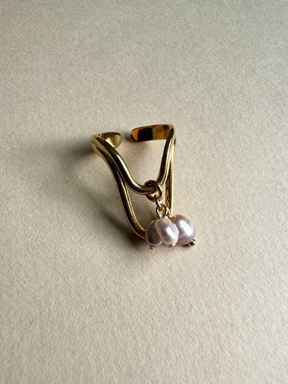 Gold- und Perlenring