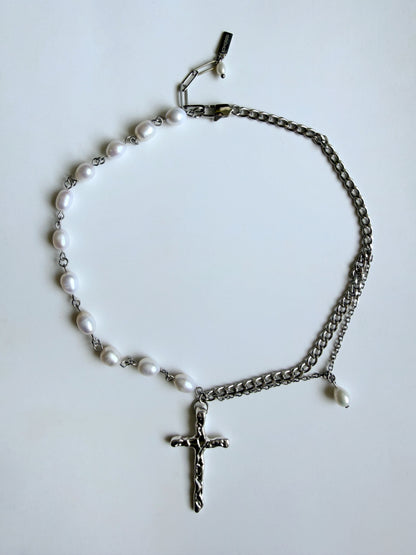 Cross & freshwater pearl necklace