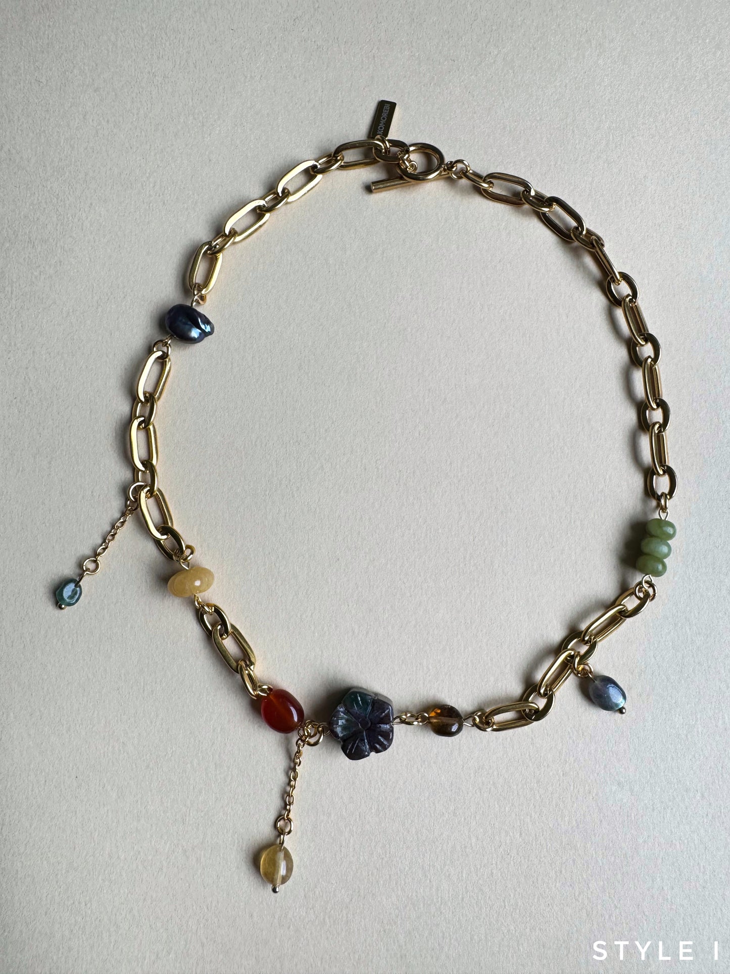 Collier multi charms doré