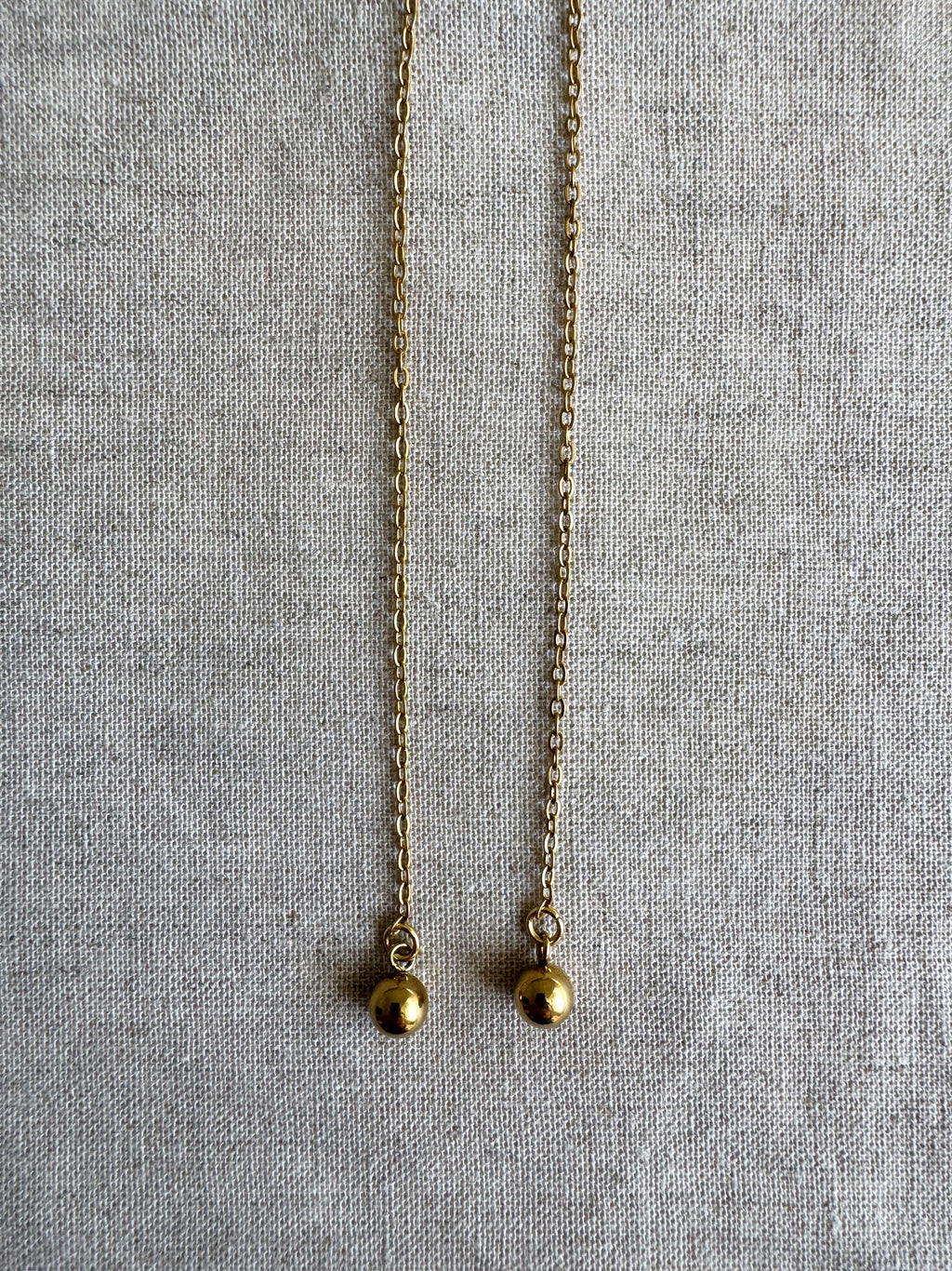 Chaîne de visage dorée avec pendentifs gouttes