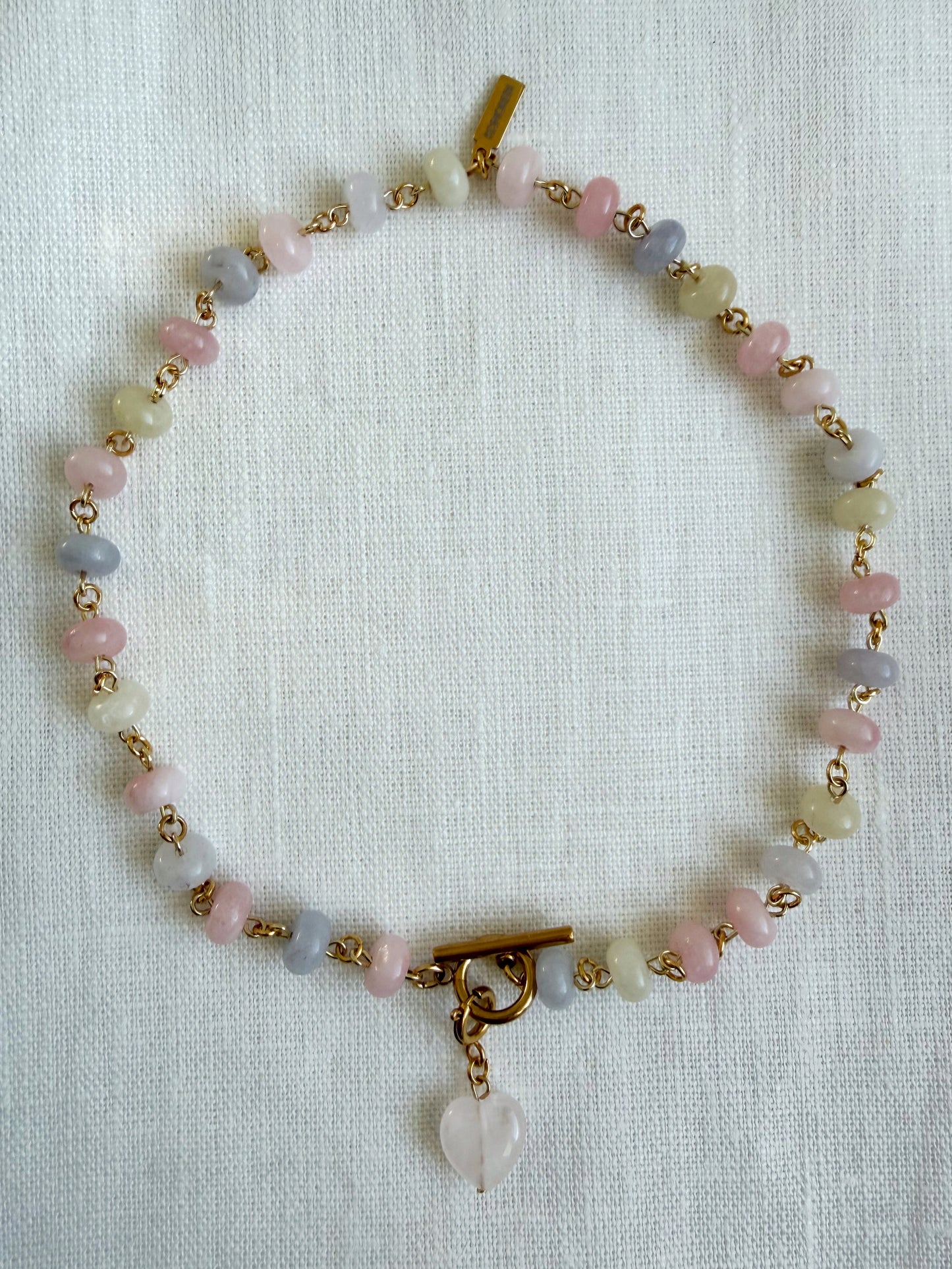 Halskette aus Jade und Beryll