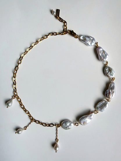 Euphoria II pearl necklace