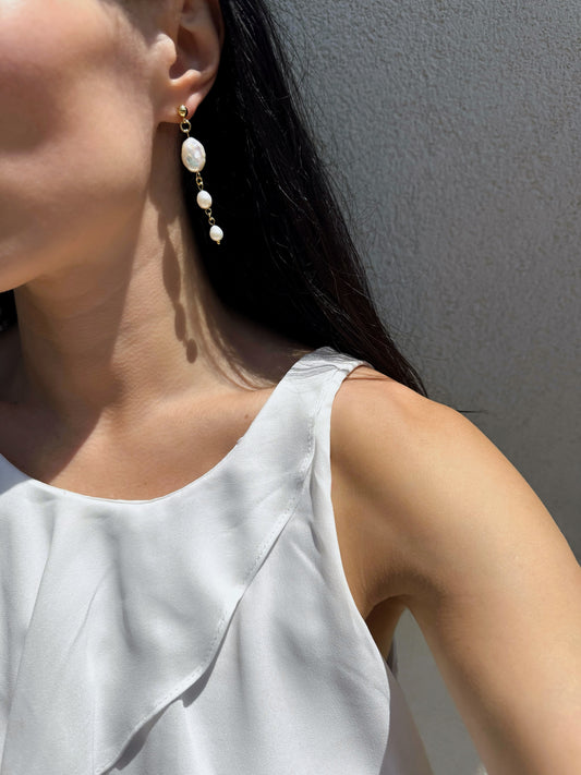 Boucles d’oreilles pendantes de perles d’eau douce