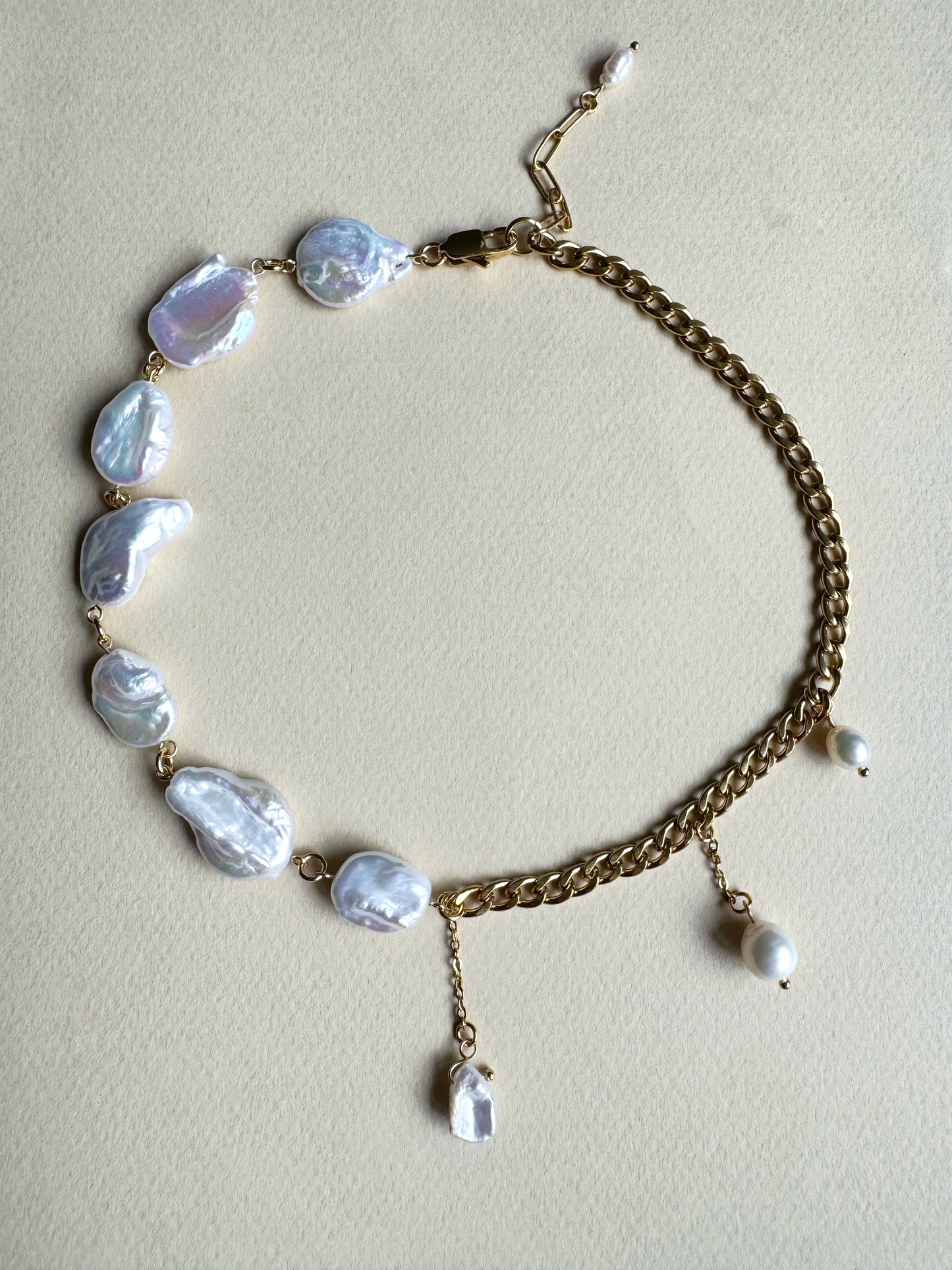 Collier Pearl euphoria