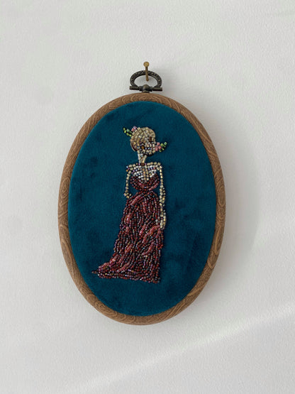 Décoration murale, tambour brodé à la main squelette en robe