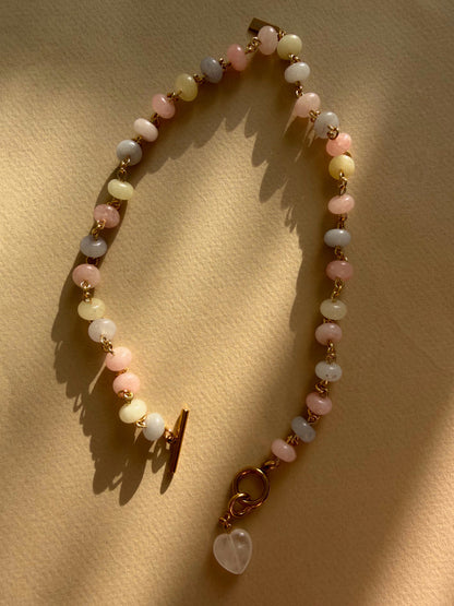 Halskette aus Jade und Beryll