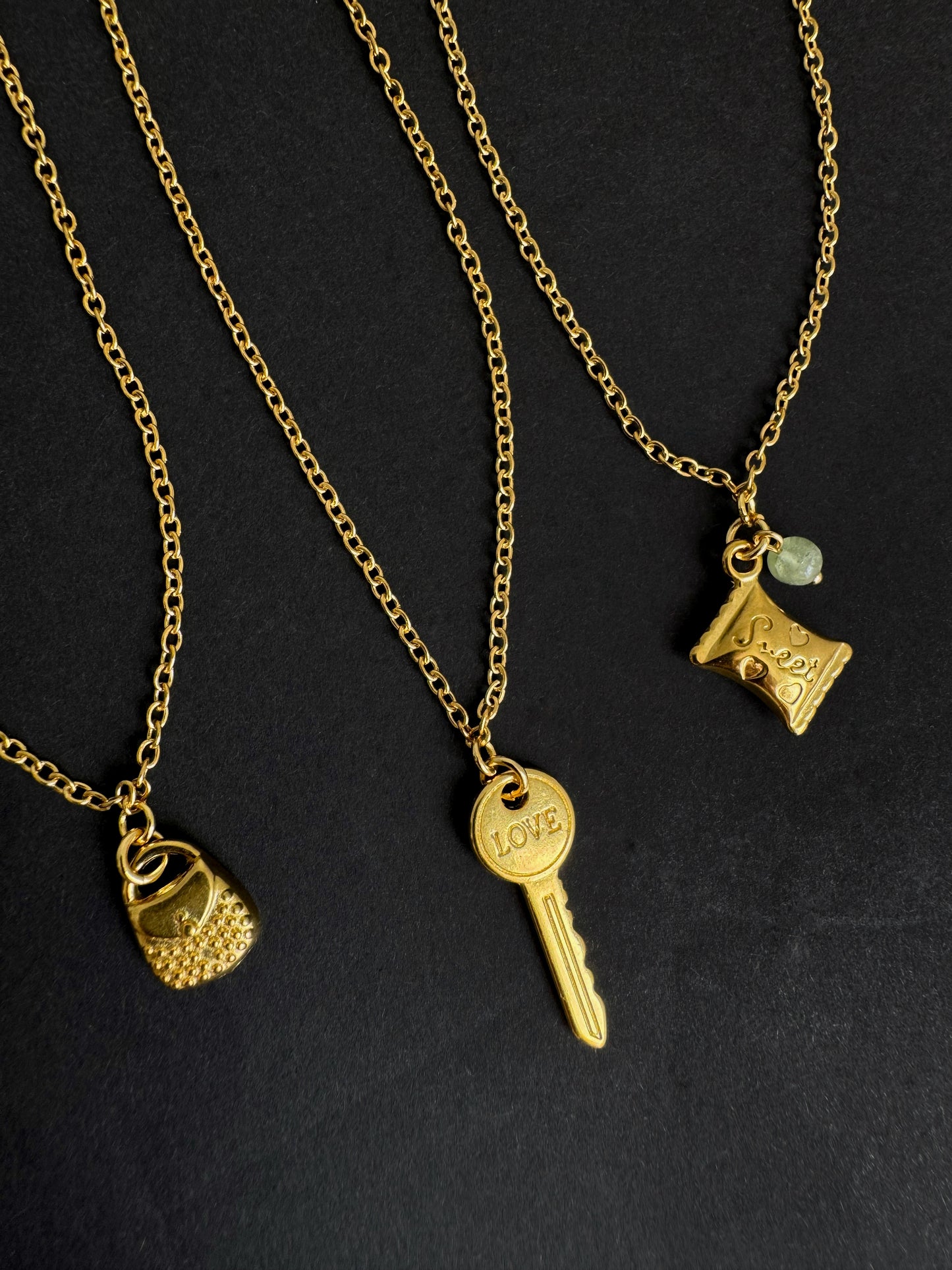 Collier multi charms doré