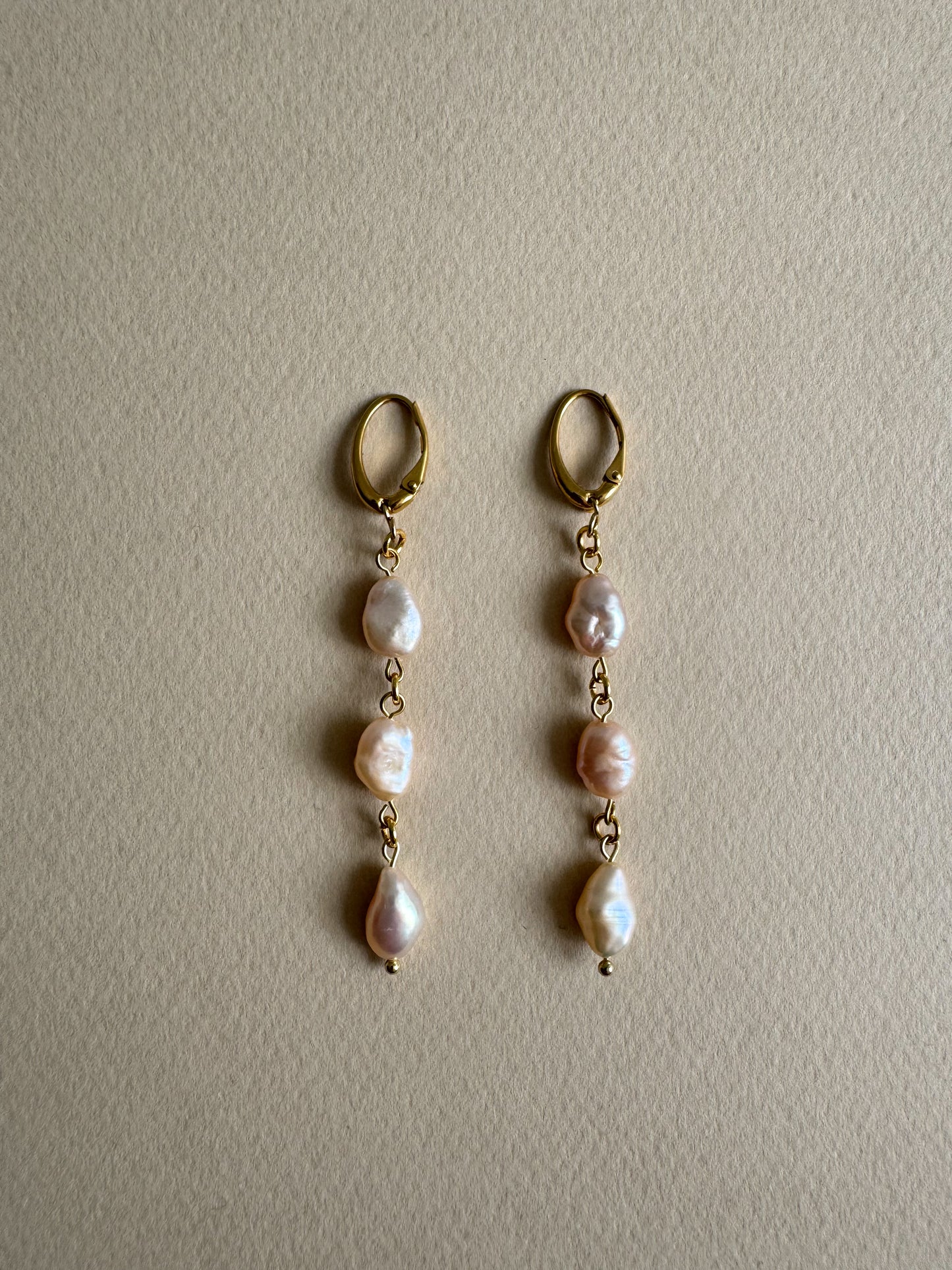 Süßwasserperlenohrringe