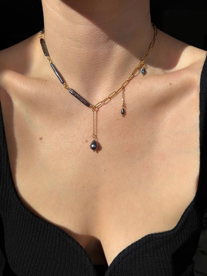 Baroque pearl & gold chain necklace