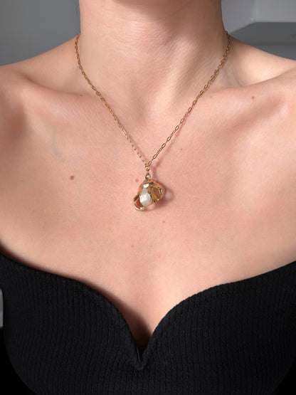 Collier pendentif coquillage