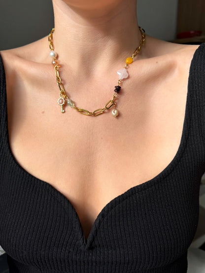 Collier multi charms doré