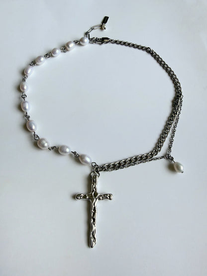 Cross & freshwater pearl necklace