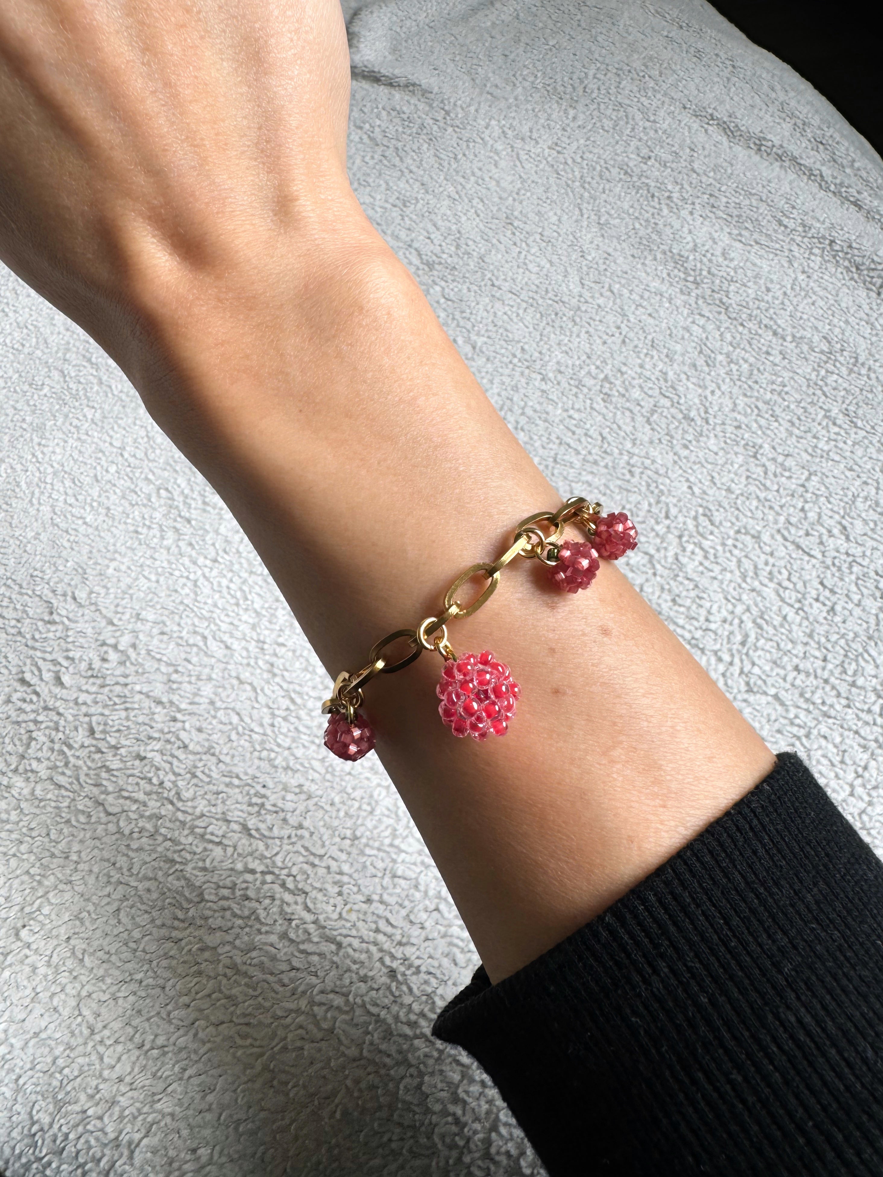Bracelet multi breloques fruits