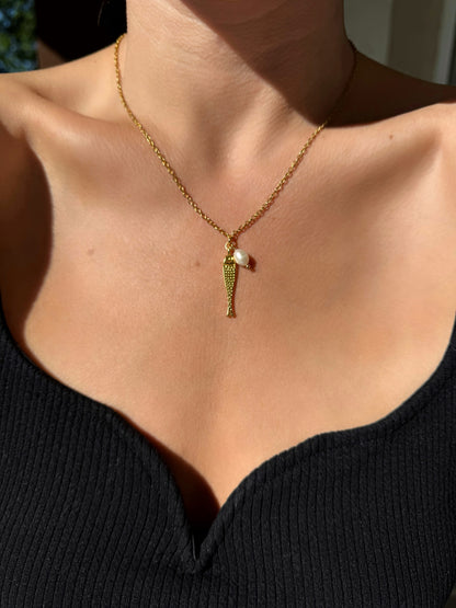 Collier pendentif poisson doré