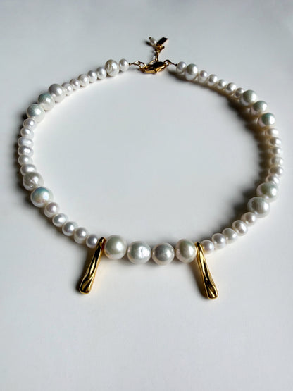 Pearl & Gold necklace