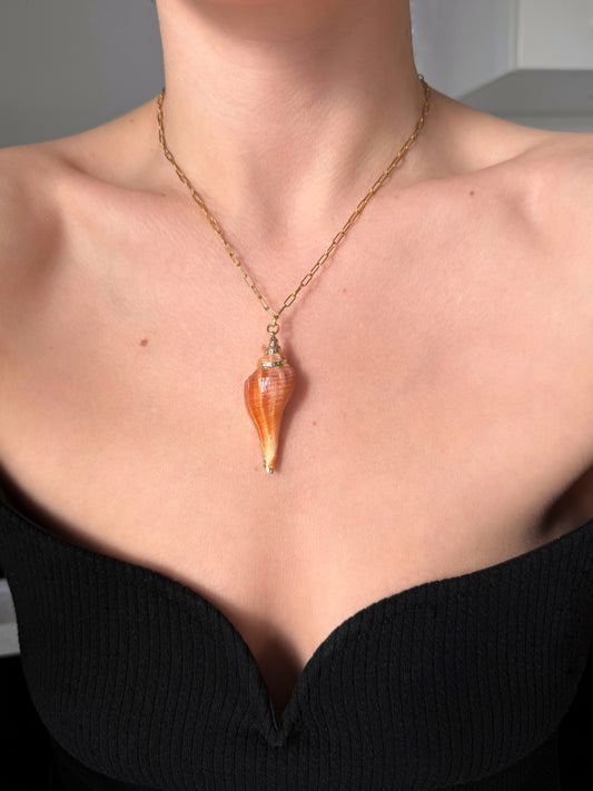 Collier pendentif coquillage