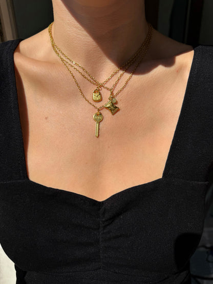 Collier multi charms doré