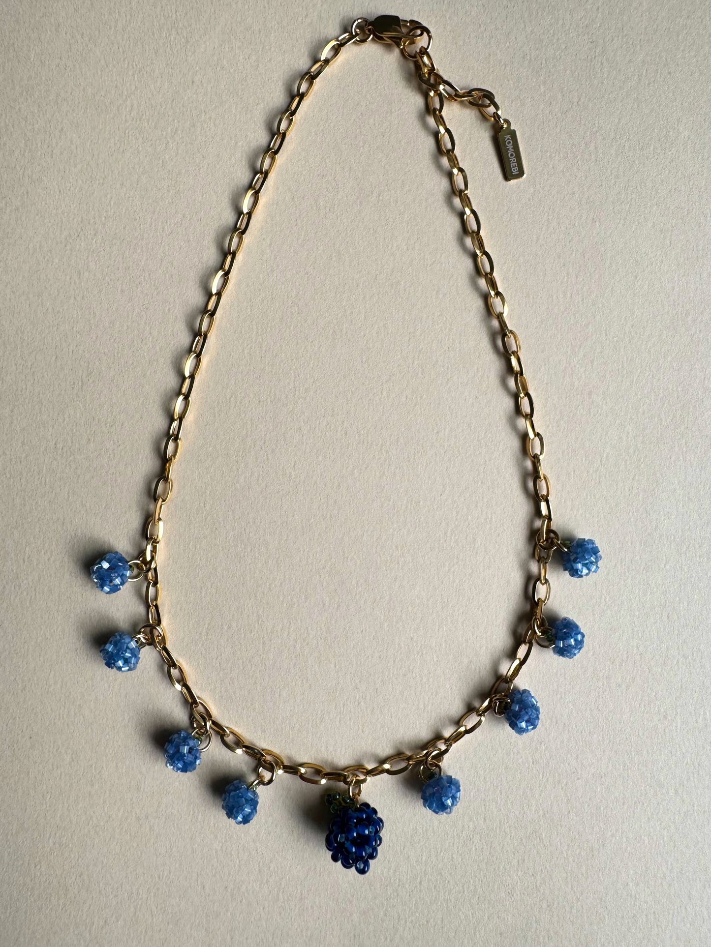 Collier multi charms de myrtilles