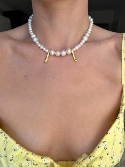 Pearl & Gold necklace
