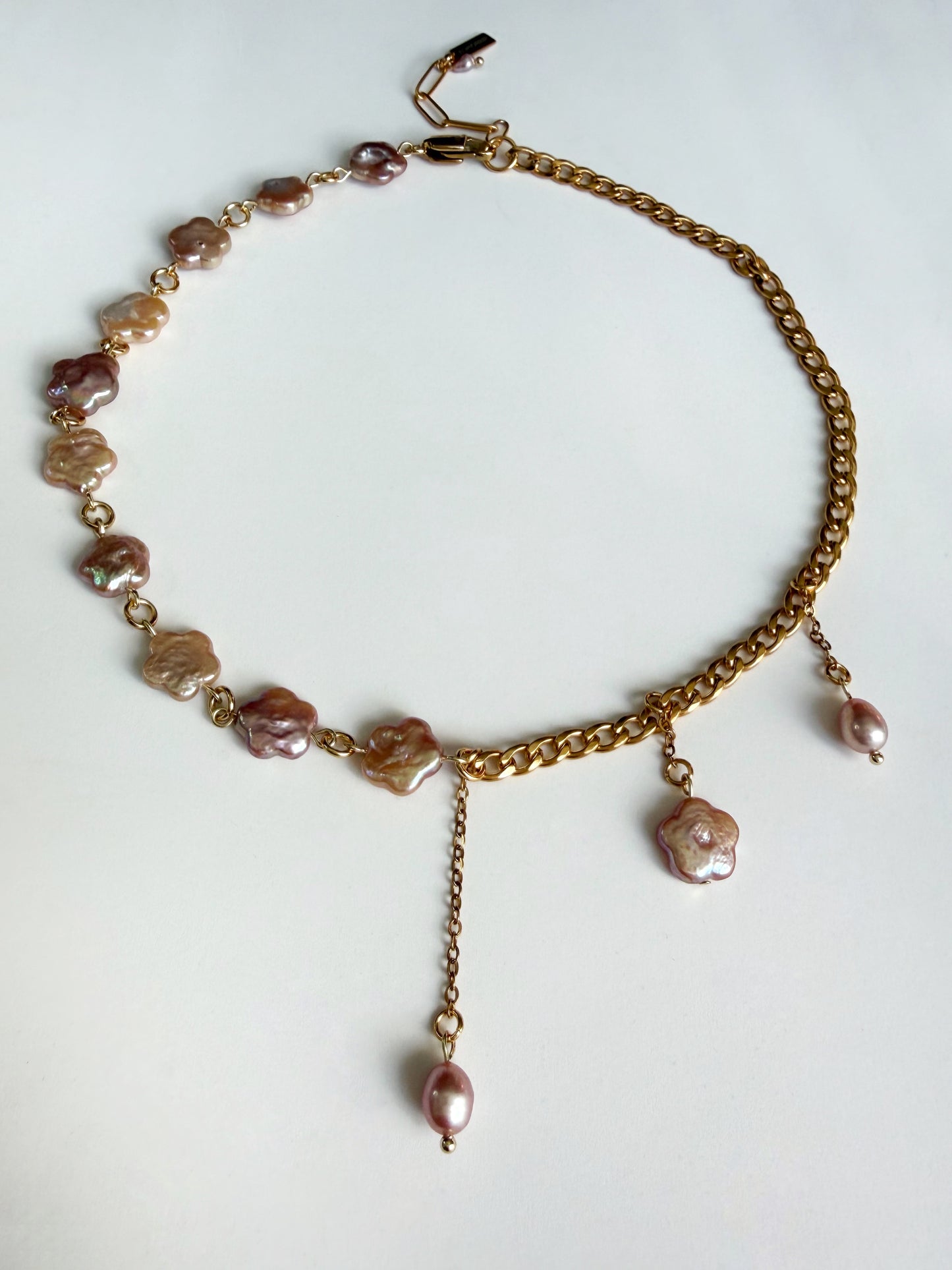 Collier Fleur rosée
