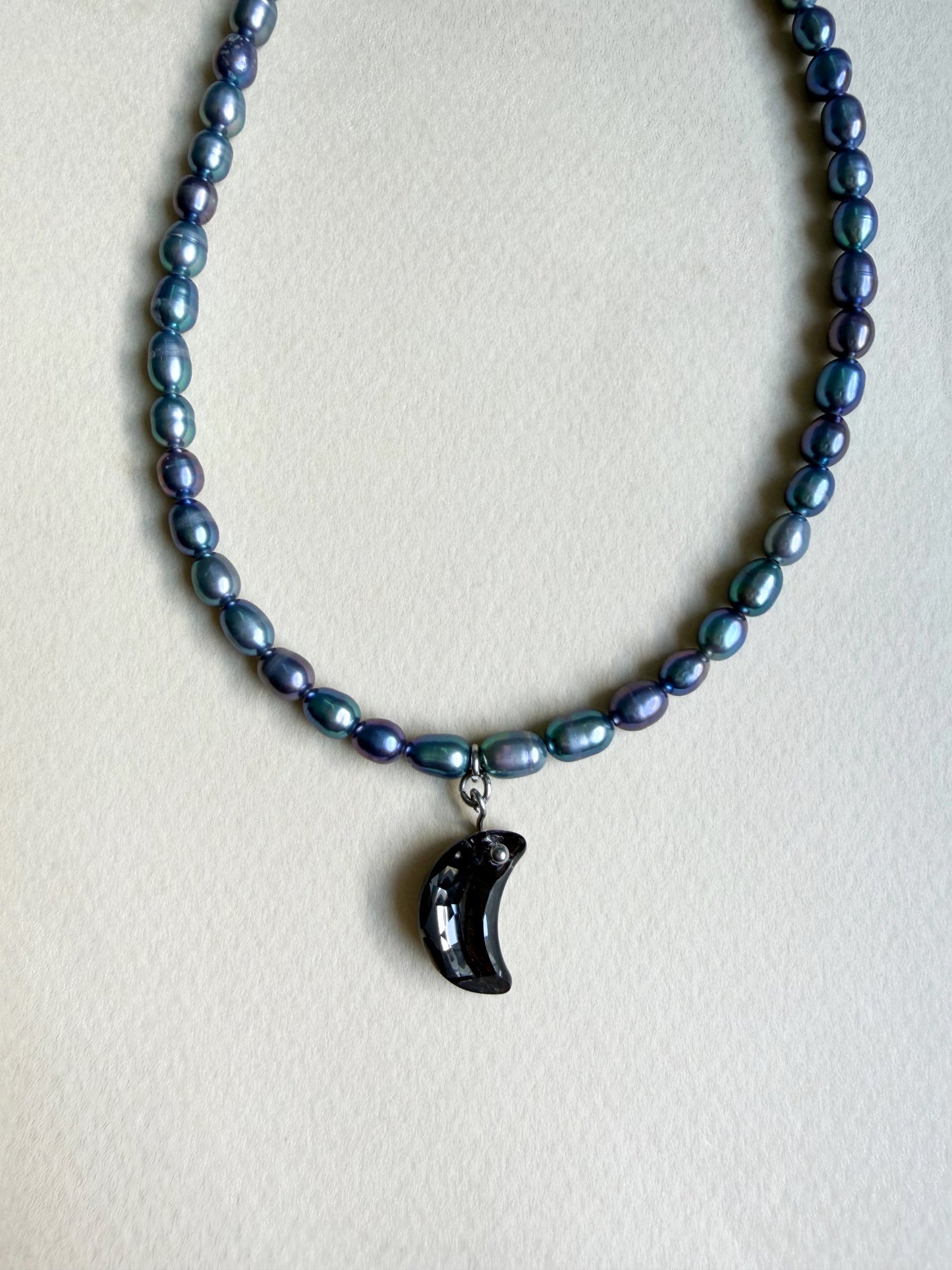 Collier Dark Moon