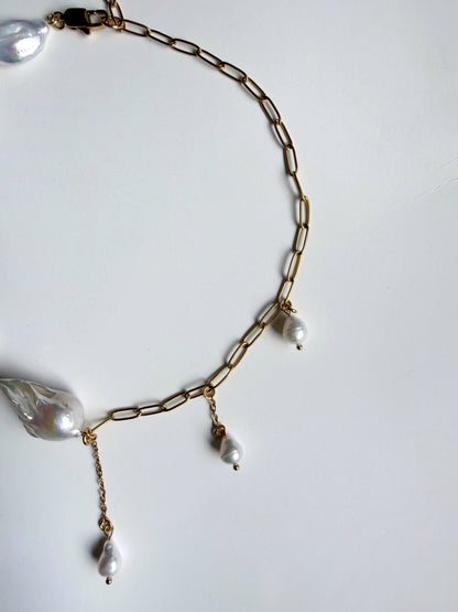 Pearl Euphoria necklace