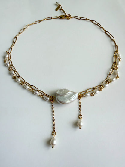 Pearl layered necklace