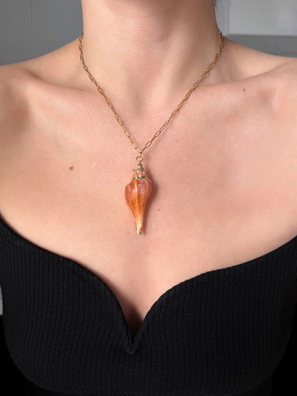 Collier pendentif coquillage