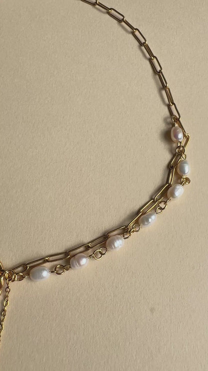 Mehrreihige Halskette mit Süßwasserperlen