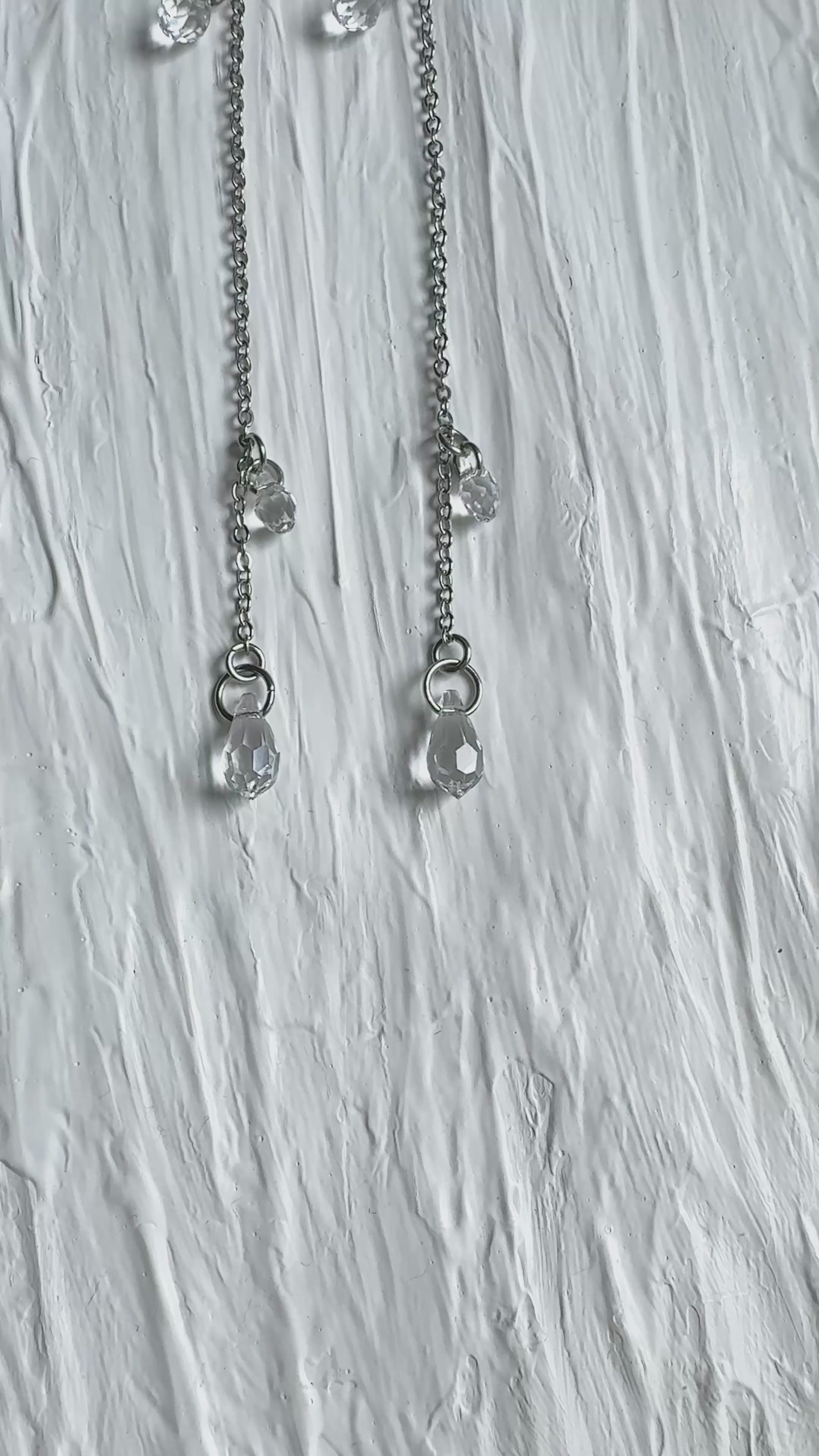Boucles d’oreilles longues avec pendantes gouttes